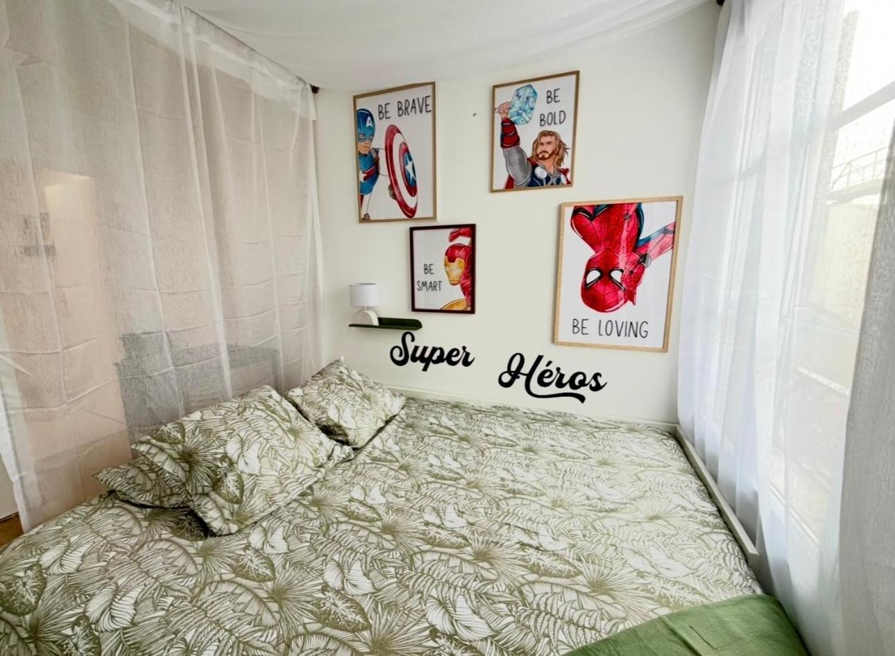 Cosy Disneyland Studio, Marvel & Princess
